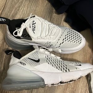 Nike Air Max 270